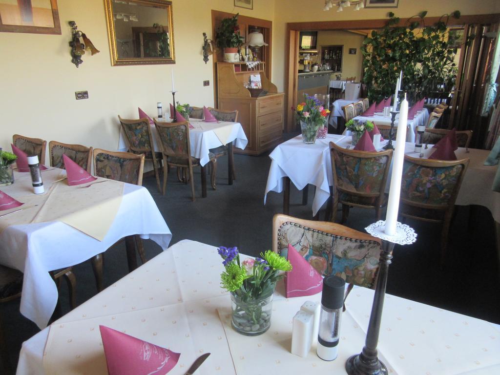 Hotel Restaurant Jonkhans Rees Exterior photo